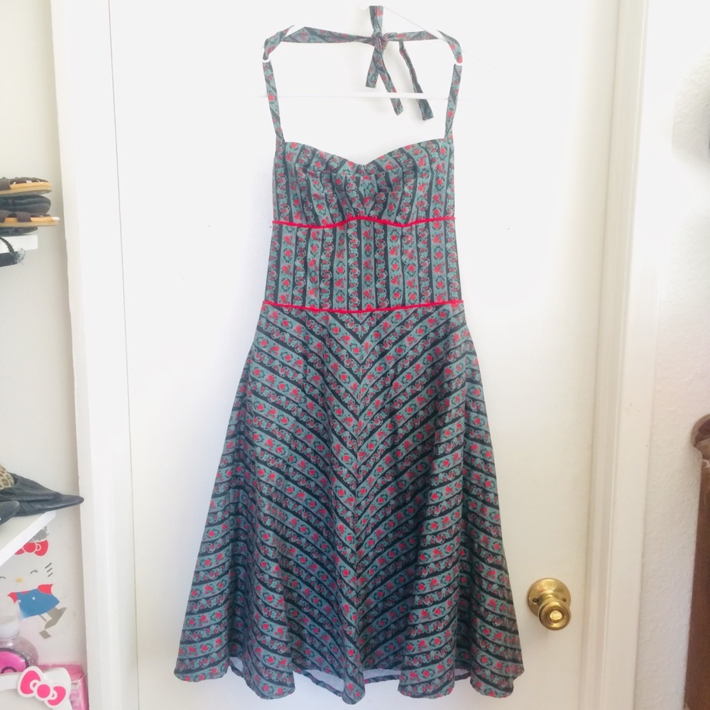 Pinup/Rockabilly Skull & Rose Print Halter Dress